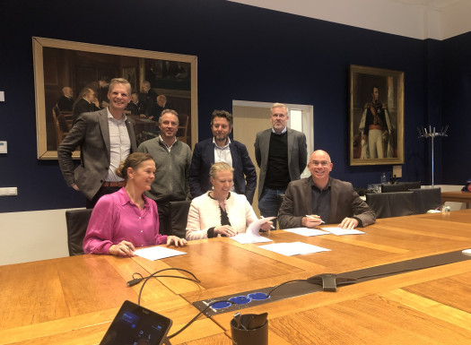 Avans OpenX Breda ondertekening contract