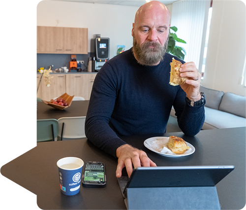 Waarmee wordt Marijn ondersteund in zijn diverse werkzaamheden als servicemonteur?